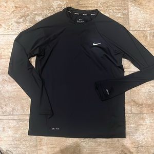 NIke New women's swim shirt M